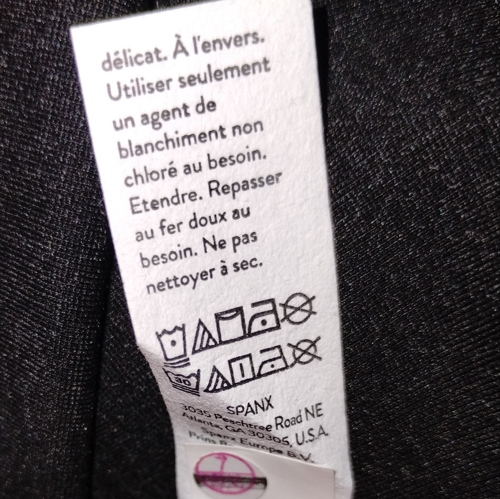 SPANX NWT Women's Short Sleeve Funnel Top - Black, Size Small - Picture 10 of 11